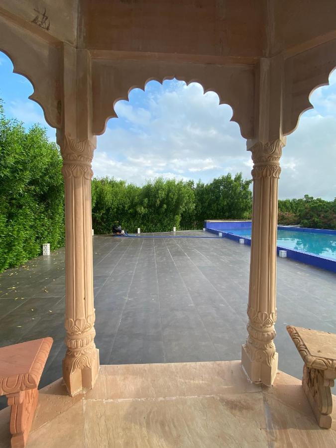 City The Village Beach Resort Laeja Bagian luar foto